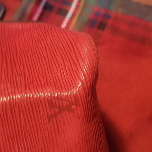 Louis Vuitton red epi noe vintage - Picture 3 of 8